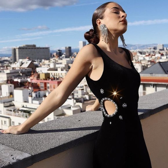 BLOGGER'S FAVE! Zara Jewel Trim Velvet Mini Dress Black NWT - Picture 3 of 17